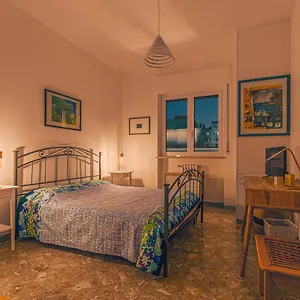 Robertone , Bari Italia